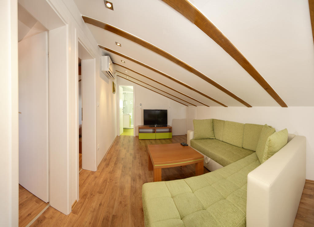 Apartmani Gavran Sevid Δωμάτιο φωτογραφία