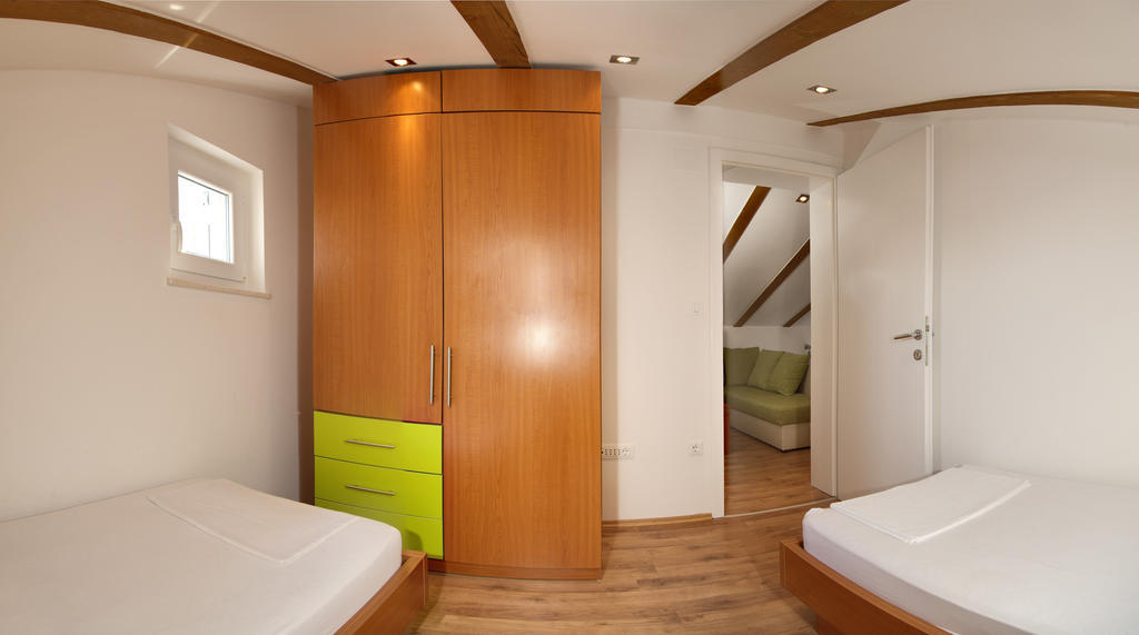 Apartmani Gavran Sevid Δωμάτιο φωτογραφία